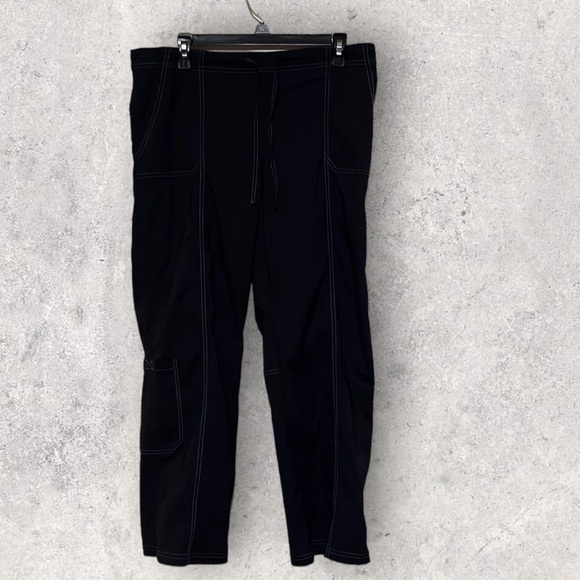 Sahalie navy scrub pants. Size more - Picture 1 of 10